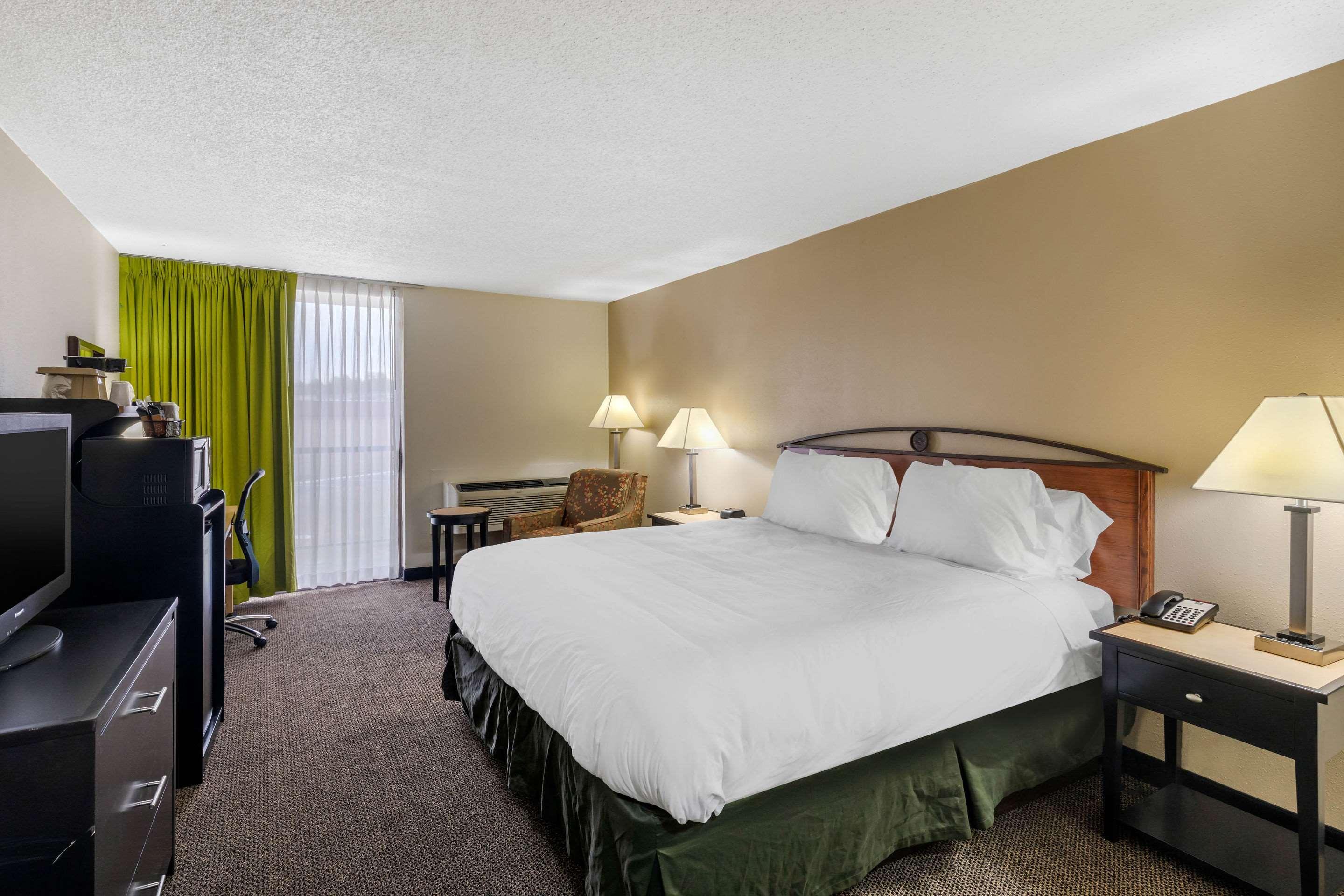 Inn Quality - Lindale