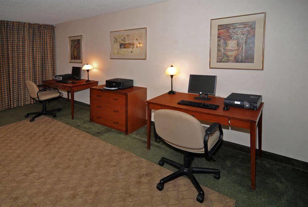 Inn Quality - Lindale 3*