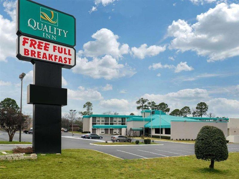 Quality - Lindale Inn