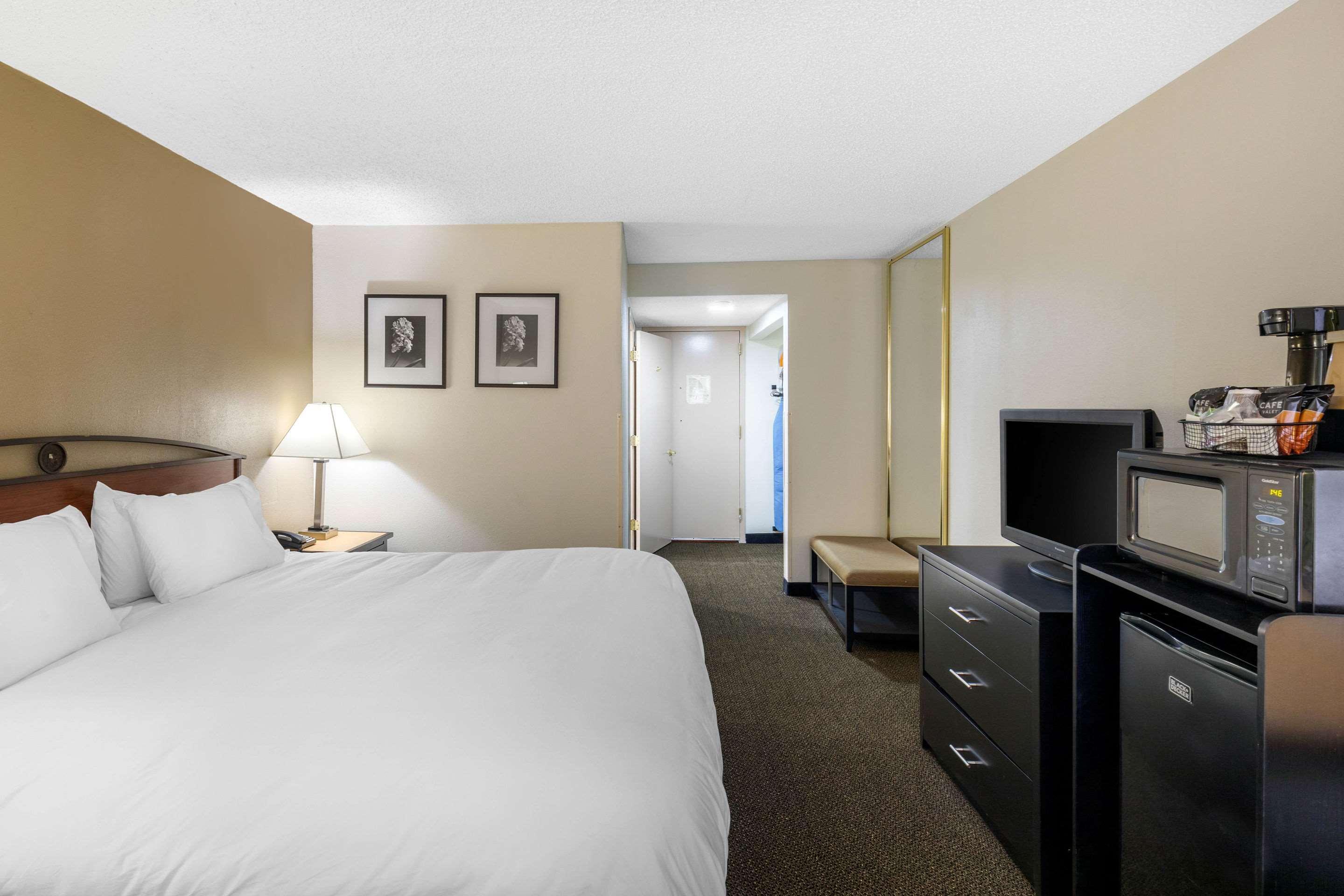 Quality - Lindale Inn