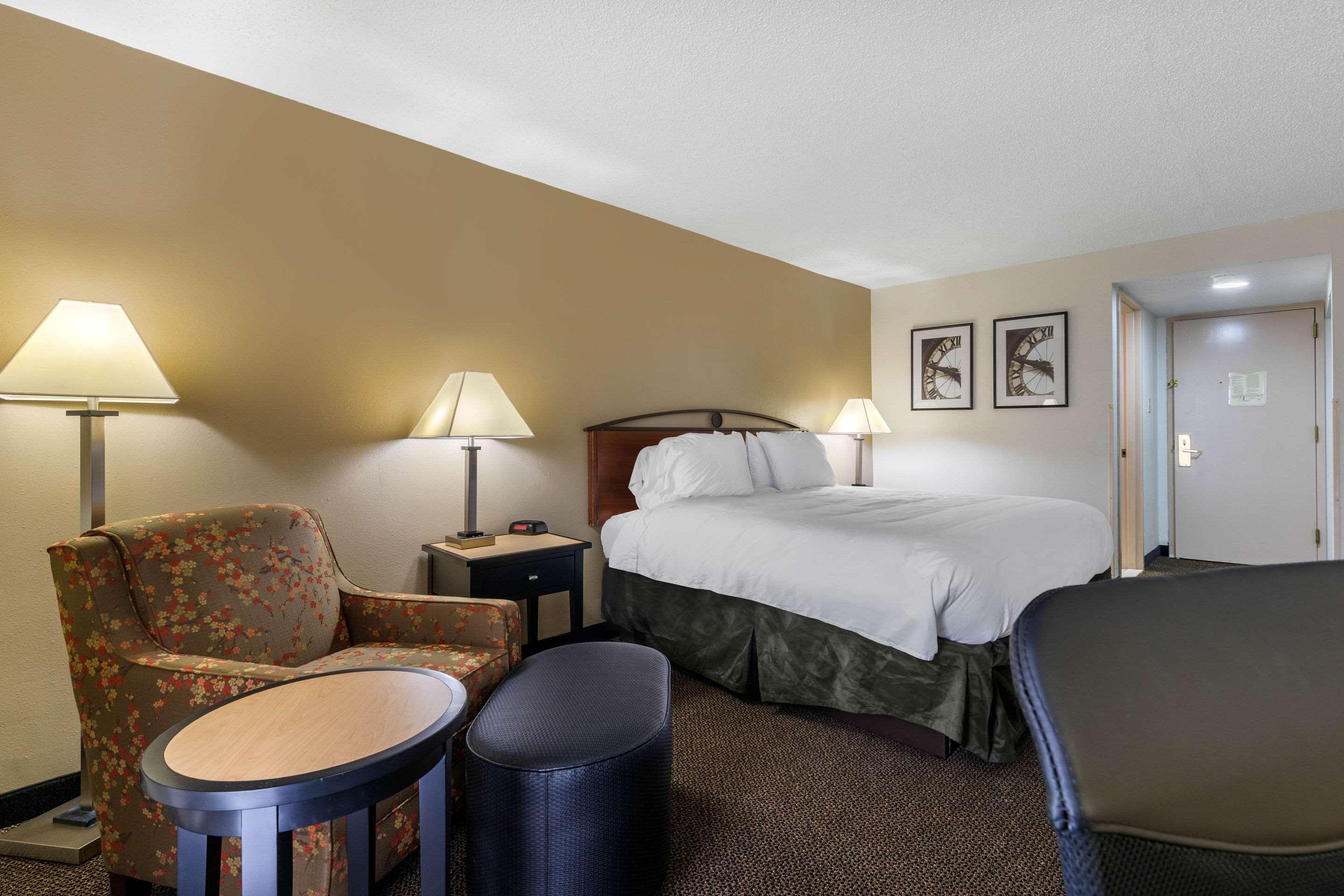 Inn Quality - Lindale 3*